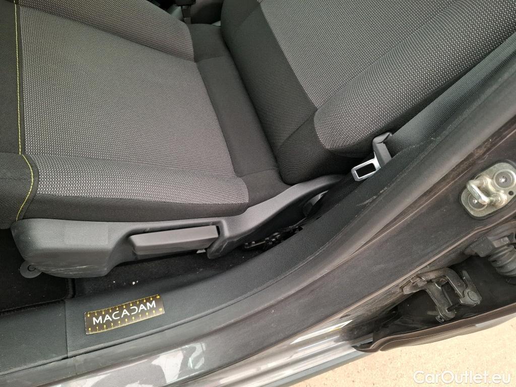  Citroen  C3  Shine Business 1.2 PureTech 110CV BVM6 E6d #4