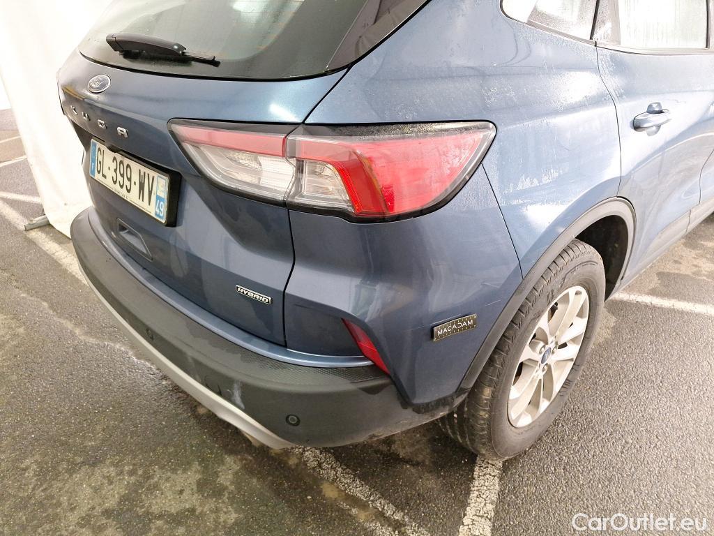  Ford  Kuga FORD  / 2019 / 5P / SUV 2.5 190 hybrid Flexifuel Pshift Titanium #4