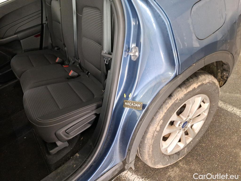  Ford  Kuga FORD  / 2019 / 5P / SUV 2.5 190 hybrid Flexifuel Pshift Titanium #22