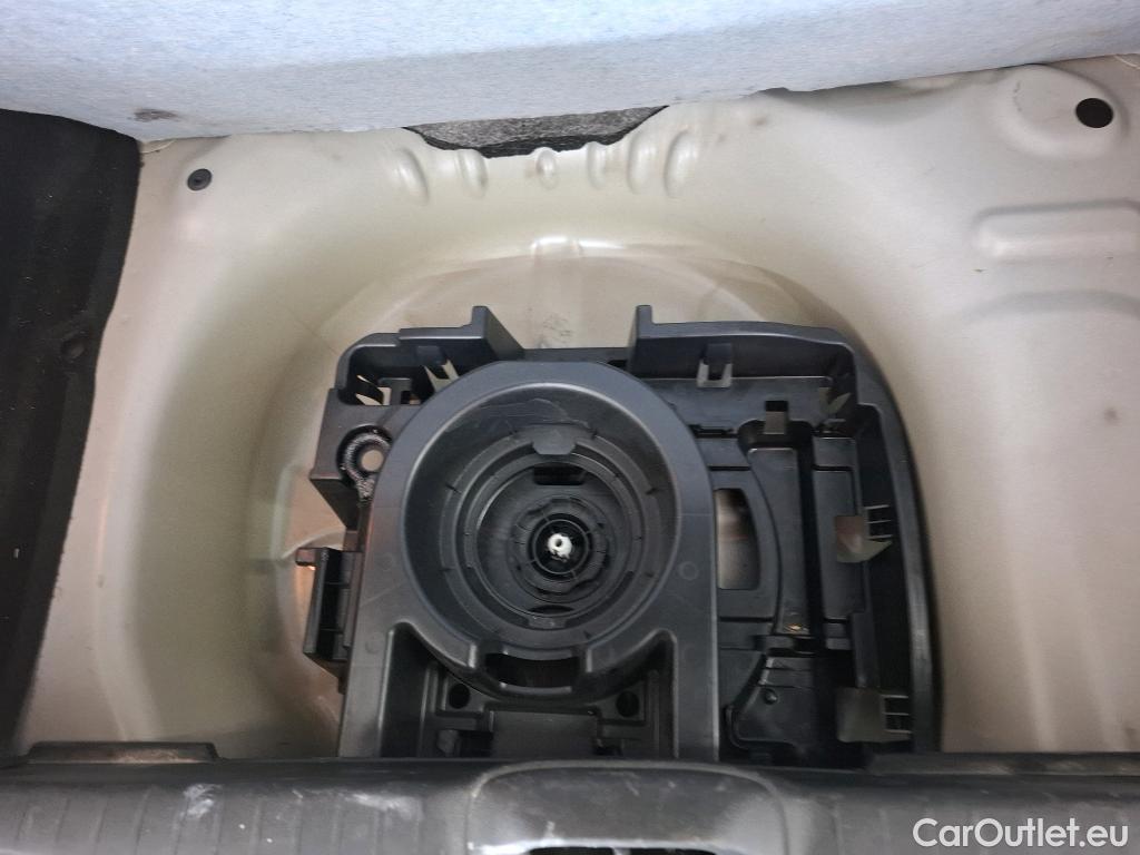  Peugeot  208  Active 1.2 PureTech 80CV BVM5 E6 #8