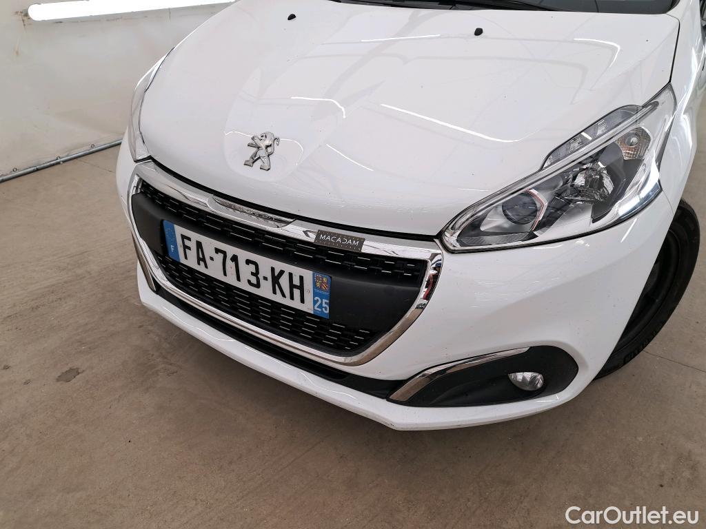  Peugeot  208  Signature 1.2 PureTech 80CV BVM5 E6dT #1