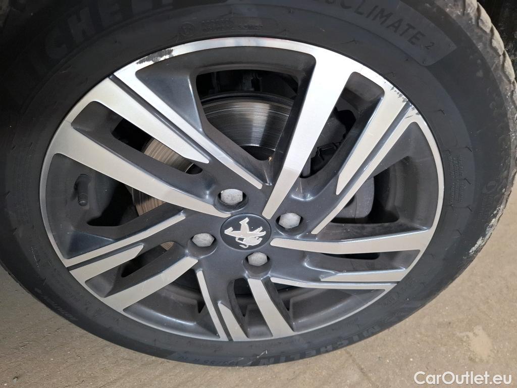  Peugeot  208  Allure Business 1.2 PureTech 100CV BVM6 E6d #11