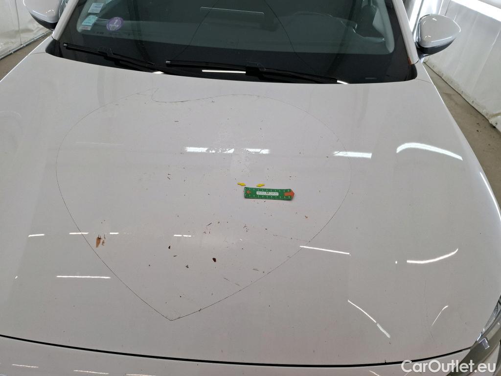  Peugeot  208  Allure Business 1.2 PureTech 100CV BVM6 E6d #7