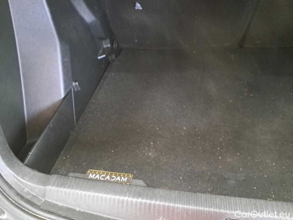  Peugeot  2008  Active Business 1.5 HDi 130CV BVA8 E6d / VO RECONDITIONNE - PHOTOS AVANT RECONDITIONNEMENT #5