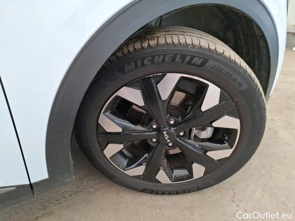  KIA  Sportage KIA  / 2021 / 5P / SUV 1.6 T-GDI 265 PHEV AUTO 4WD ACTIVE #3