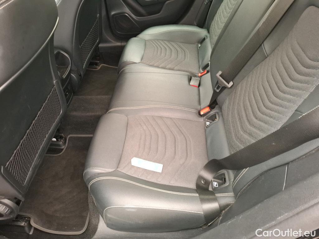  Mercedes  A-Klasse MERCEDES-BENZ Classe A Compact / 2018 / 5P / Berline A 250 e Business Line 8G-DCT #26