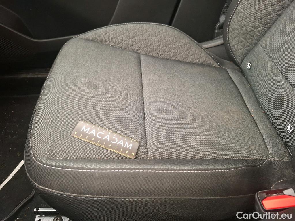  Renault  Captur  II Business 1.6 E-TECH Hybrid 145CV BVA6 E6d #16