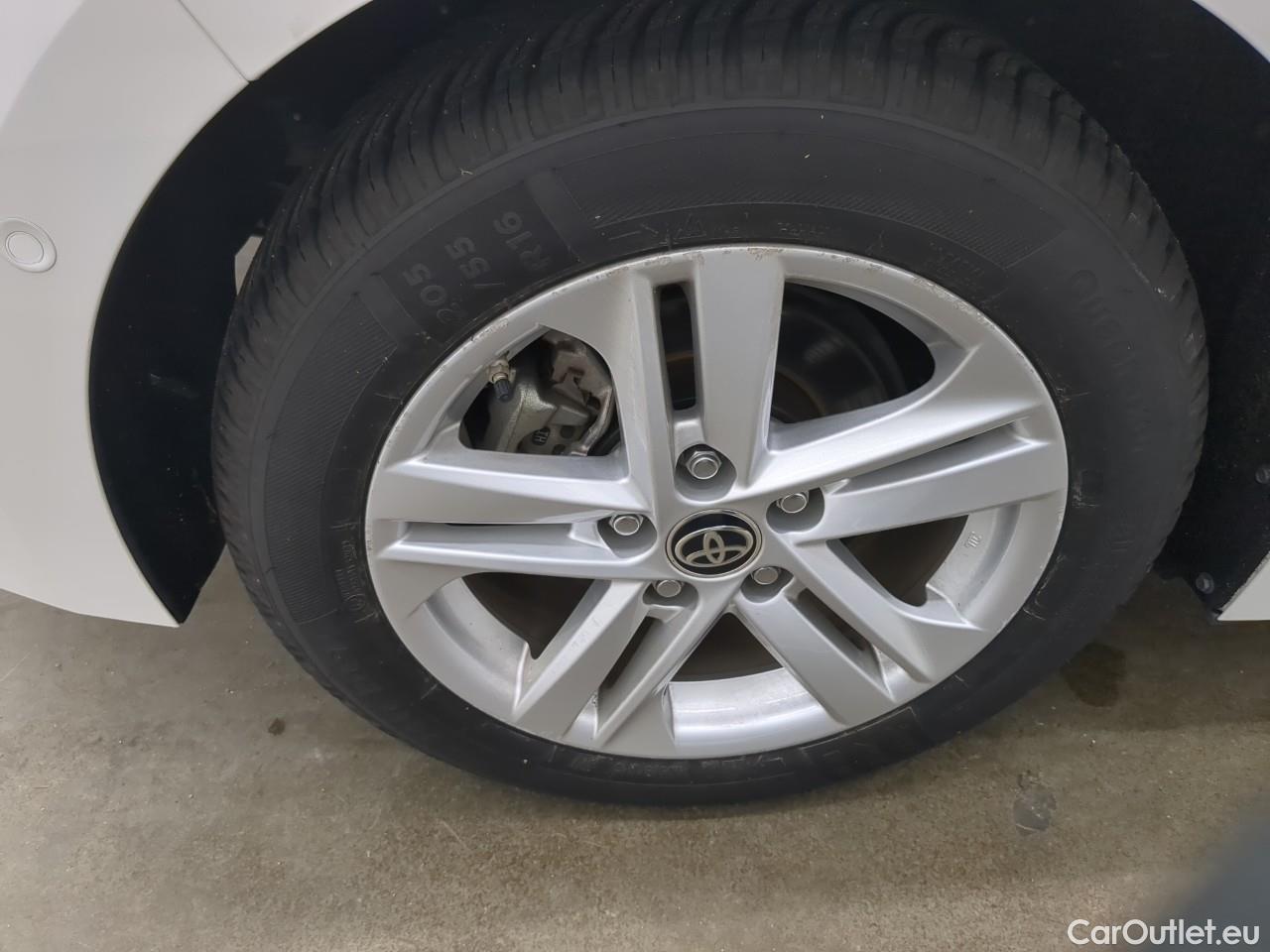  Toyota  Corolla TOYOTA  / 2018 / 5P / Berline Hybride 122h Dynamic Business Stage Acad #10