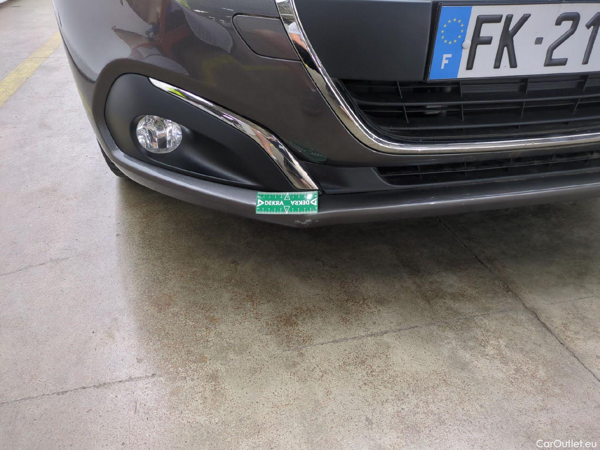  Peugeot  208  Active Business 1.2 80CV BVM5 E6dT #26