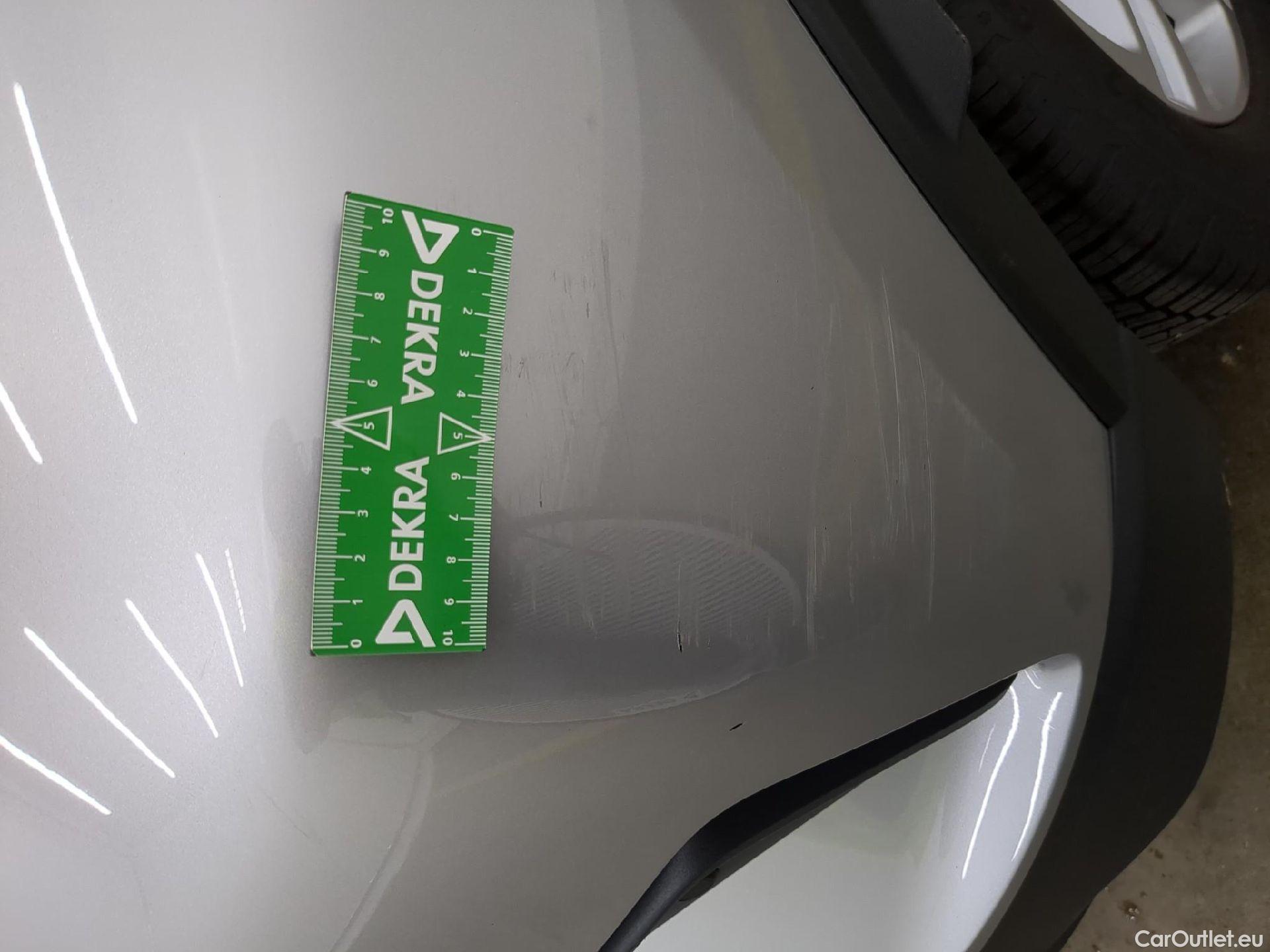  Toyota  C-HR TOYOTA  / 2016 / 5P / SUV 2.0 Hybride 184 Dynamic Business Beyond #32