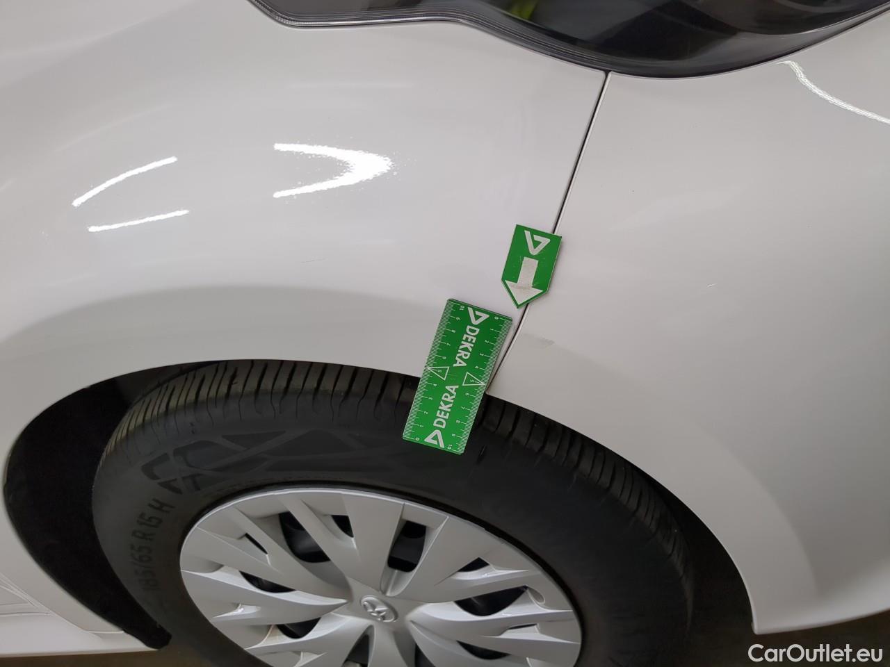  Toyota  Yaris TOYOTA  Hybride / 2019 / 5P / Berline Hybride 116h Dynamic Business Beyond Zer #3