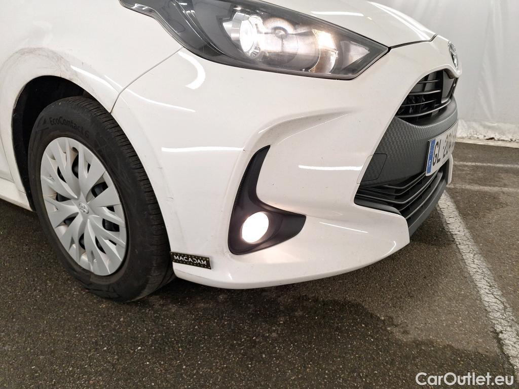  Toyota  Yaris TOYOTA  Hybride / 2019 / 5P / Berline Hybride 116h Dynamic Business Beyond Zer #1