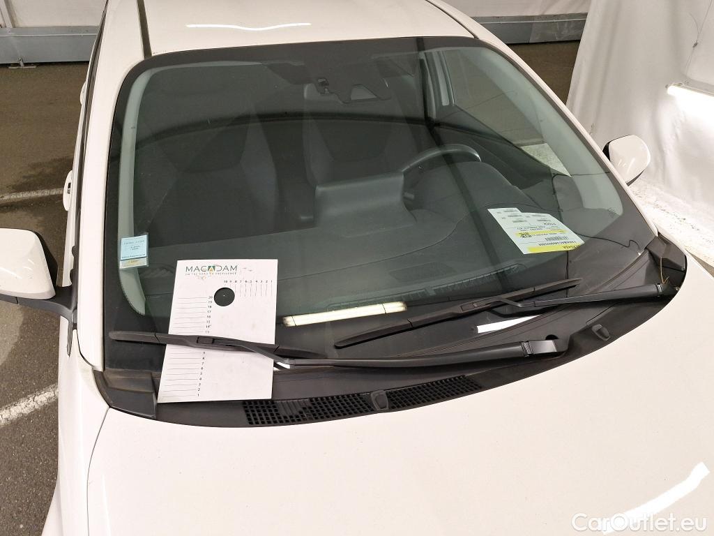  Toyota  Yaris TOYOTA  Hybride / 2019 / 5P / Berline Hybride 116h Dynamic Business Beyond Zer #6