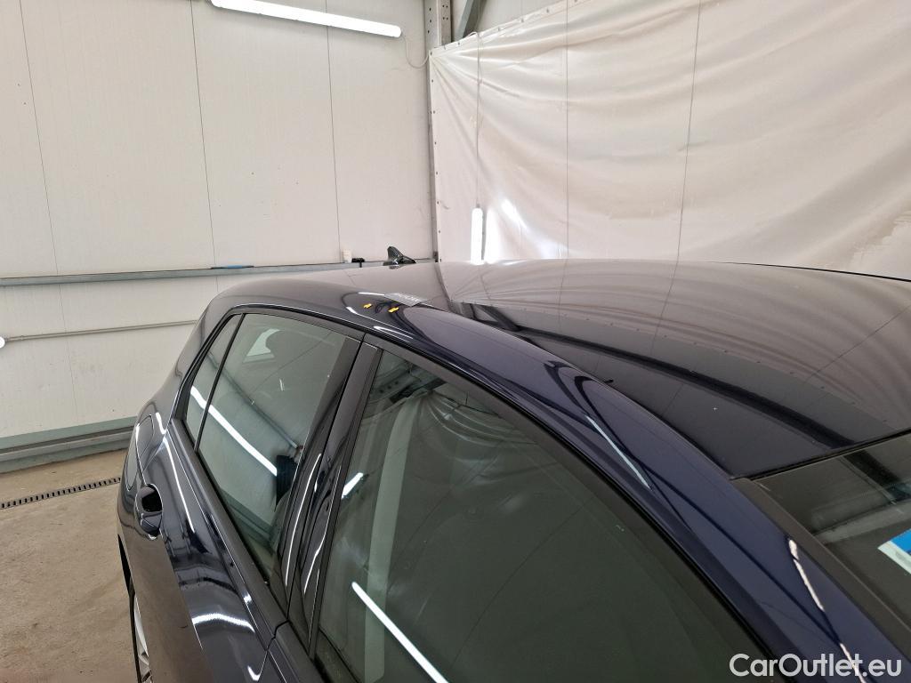  Volkswagen  Golf  VOLKSWAGEN / 2020 / 5P / Berline 2.0 TDI SCR 150 DSG7 Life Busi 1st #14