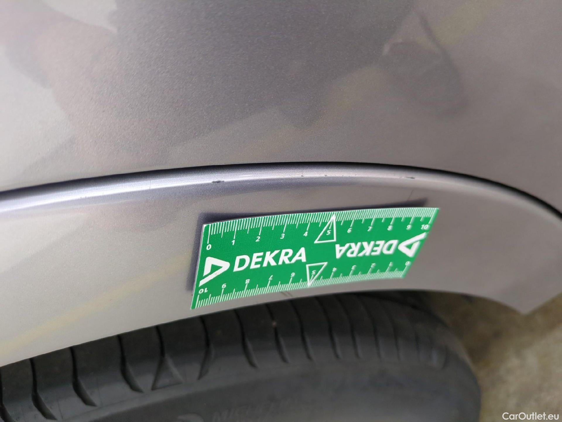  Opel   Grandland X Grandland X Business Elegance 1.5 130CV BVA8 6E #18