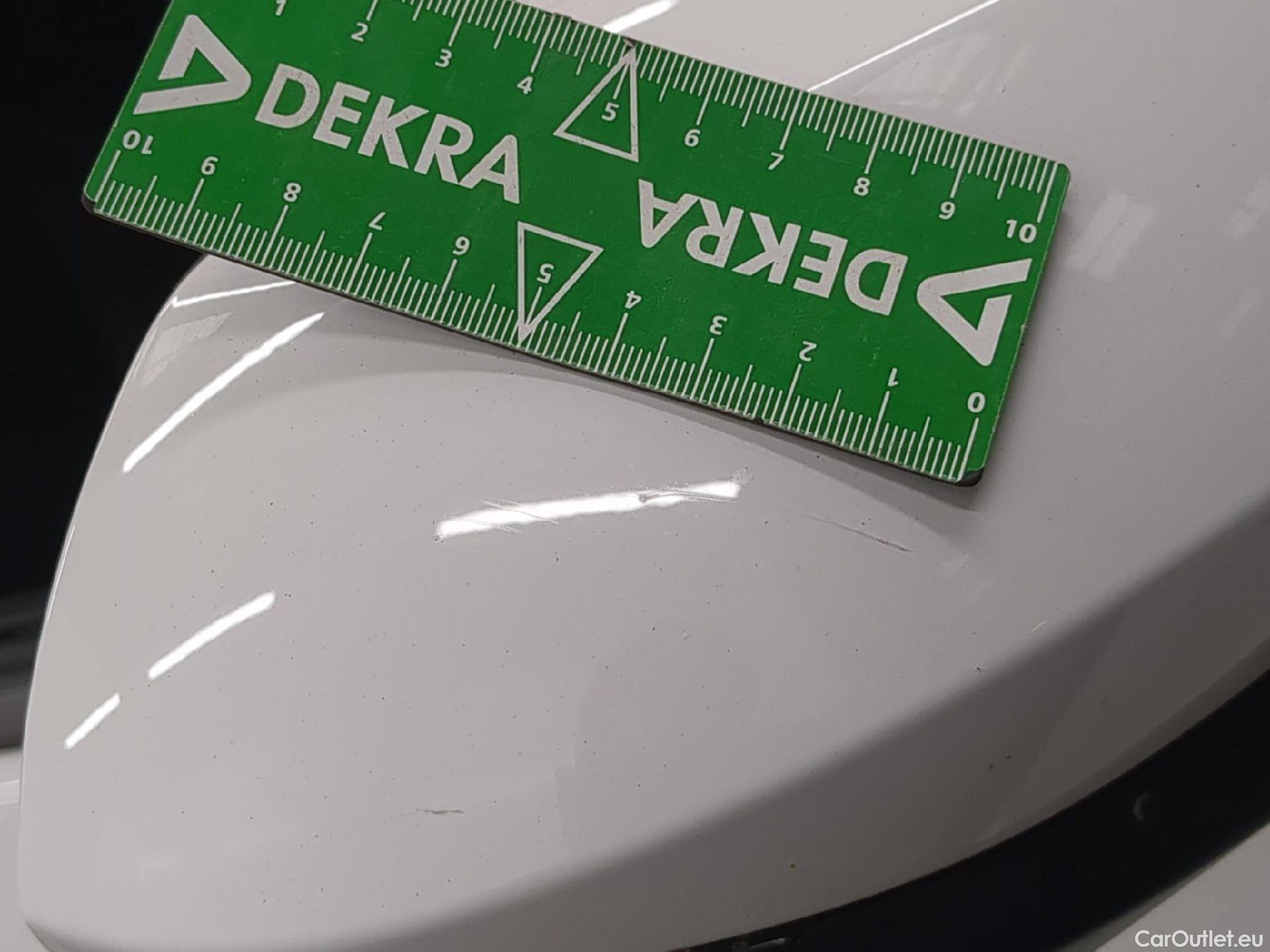  Toyota  Yaris TOYOTA  Hybride / 2019 / 5P / Berline Hybride 116h France Business Stage Acad #5