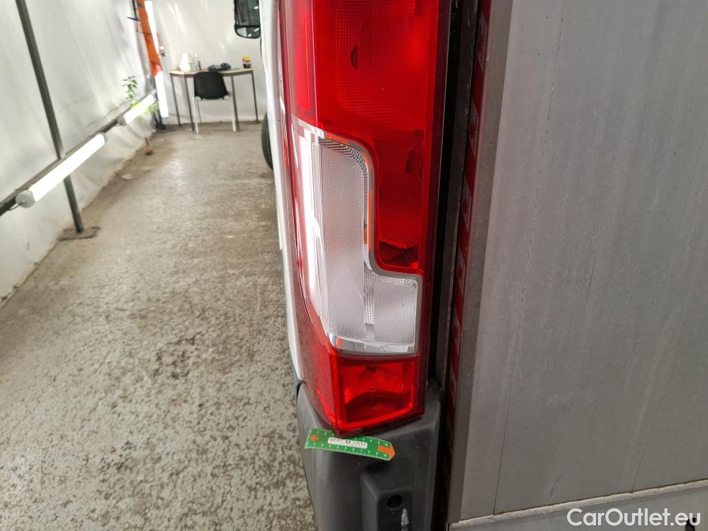  Peugeot  Boxer PEUGEOT  / 2014 / 4P / Fourgon tôlé 2.0 BLUEHDI 110 PREMIUM PACK 330 L2H2 #16
