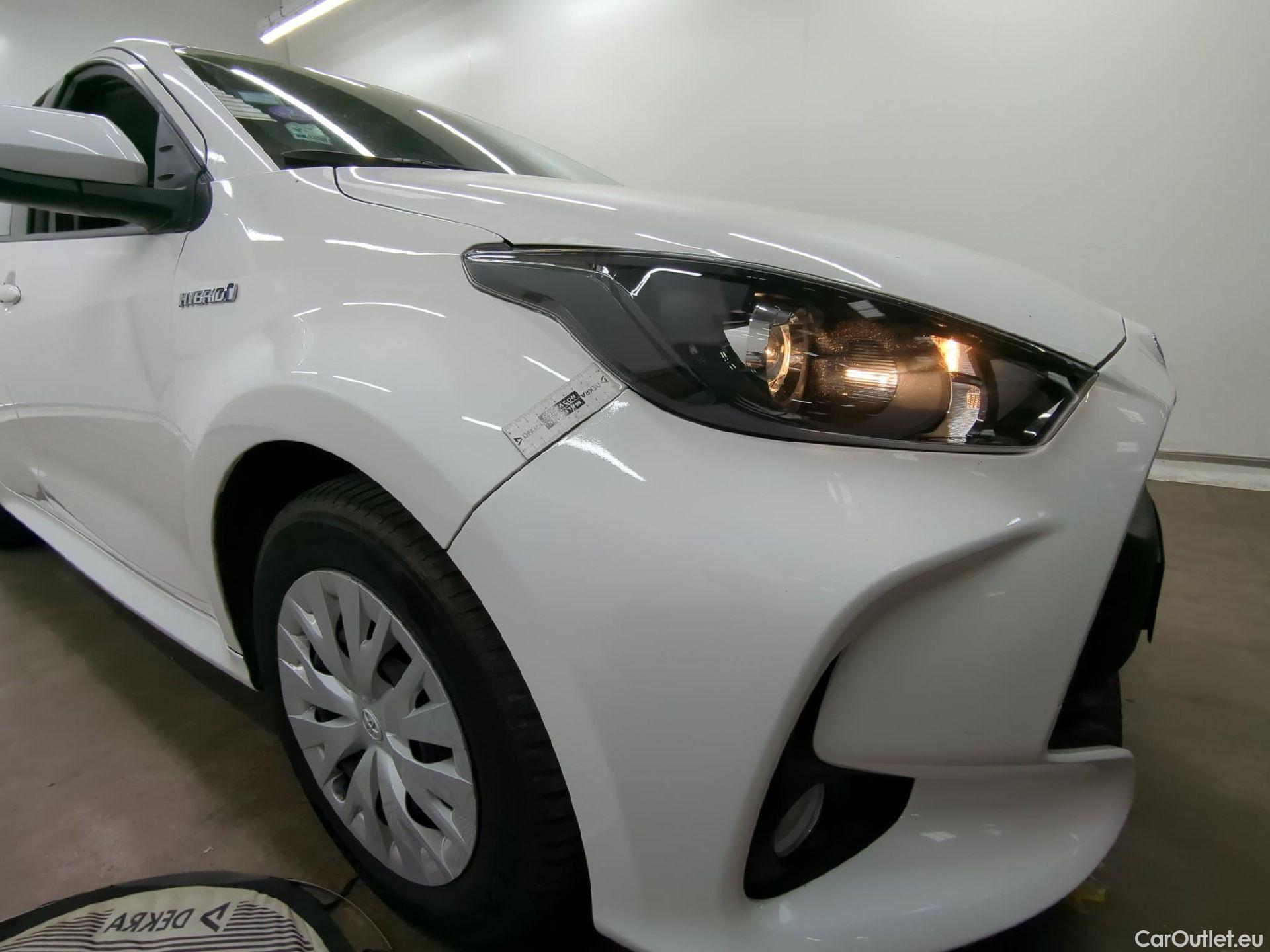  Toyota  Yaris TOYOTA  Hybride / 2019 / 5P / Berline Hybride 116h France Business Stage Acad #11