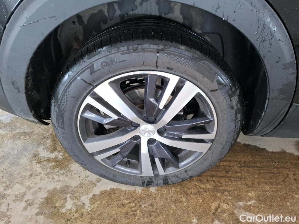  Peugeot  5008  Allure Business 1.2 PureTech 130CV BVA8 E6d #17