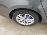  Volkswagen  Golf  Volkswagen Variant 1.5 TSi BlueMotion Highline 5d #19