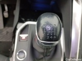  Peugeot  3008 Peugeot  1.5 BlueHDi 96kW S&S Allure 5d #28