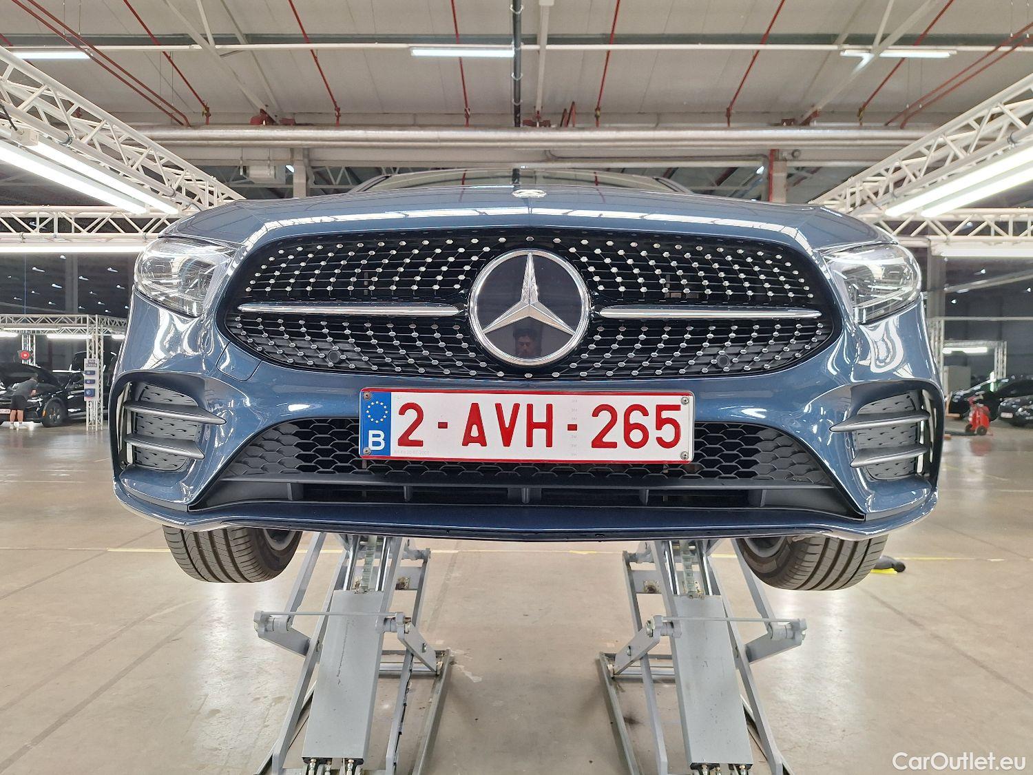  Mercedes  A-Klasse Mercedes, A-Class Berline '18, Mercedes-Benz  Limousine A 250e Business S #1