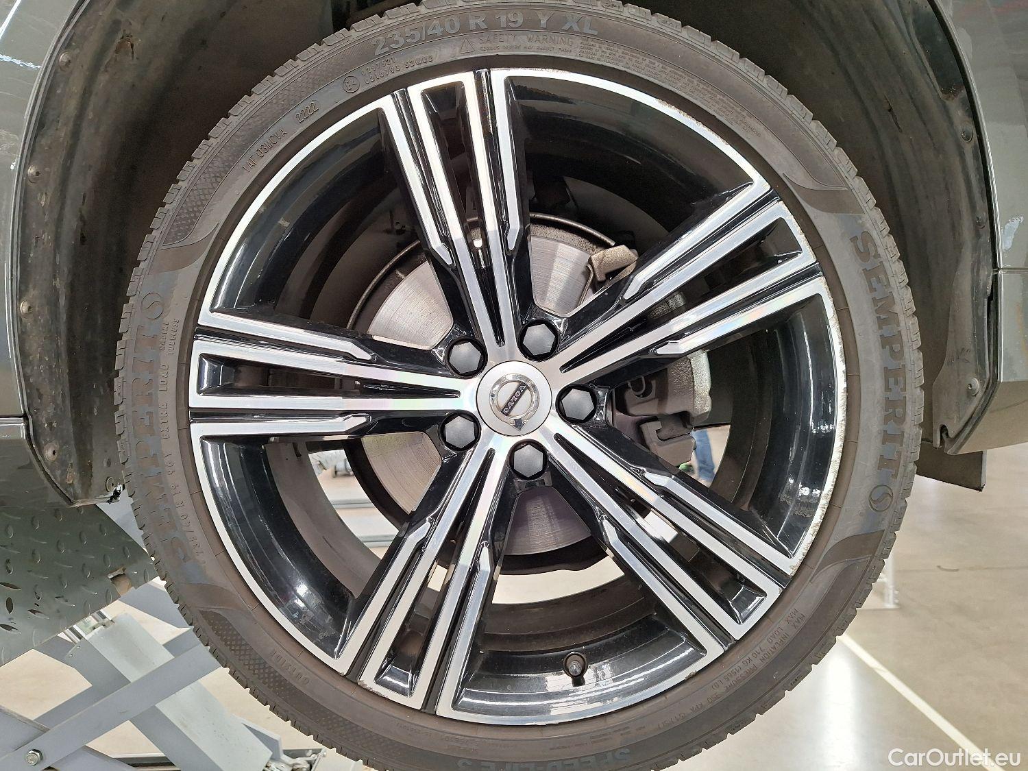  Volvo  V60 Volvo,  '18, Volvo  D3 Geartronic Inscription 5d #1