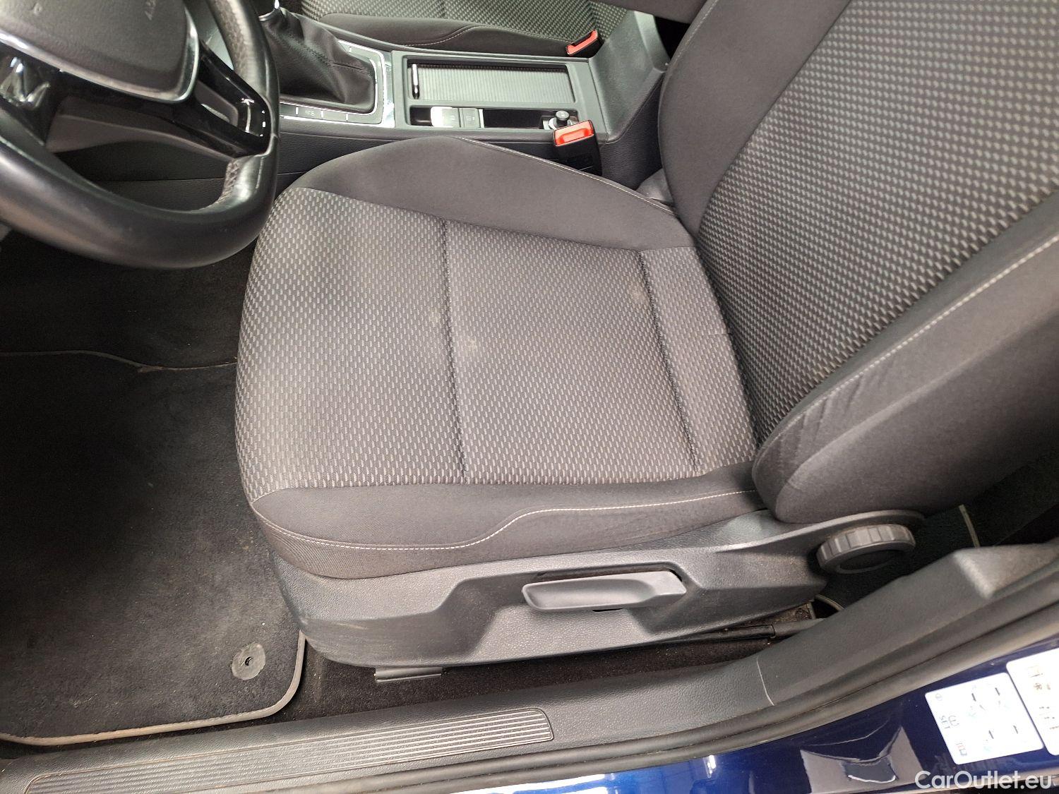  Volkswagen  Golf  VW, VII Var.FL'16, Volkswagen Variant 1.0 TSi Trendline 5d #19