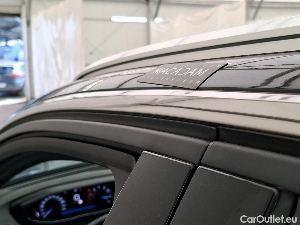  Peugeot  5008 PEUGEOT  / 2020 / 5P / SUV PureTech 130 S&S EAT8 GT Pack #35