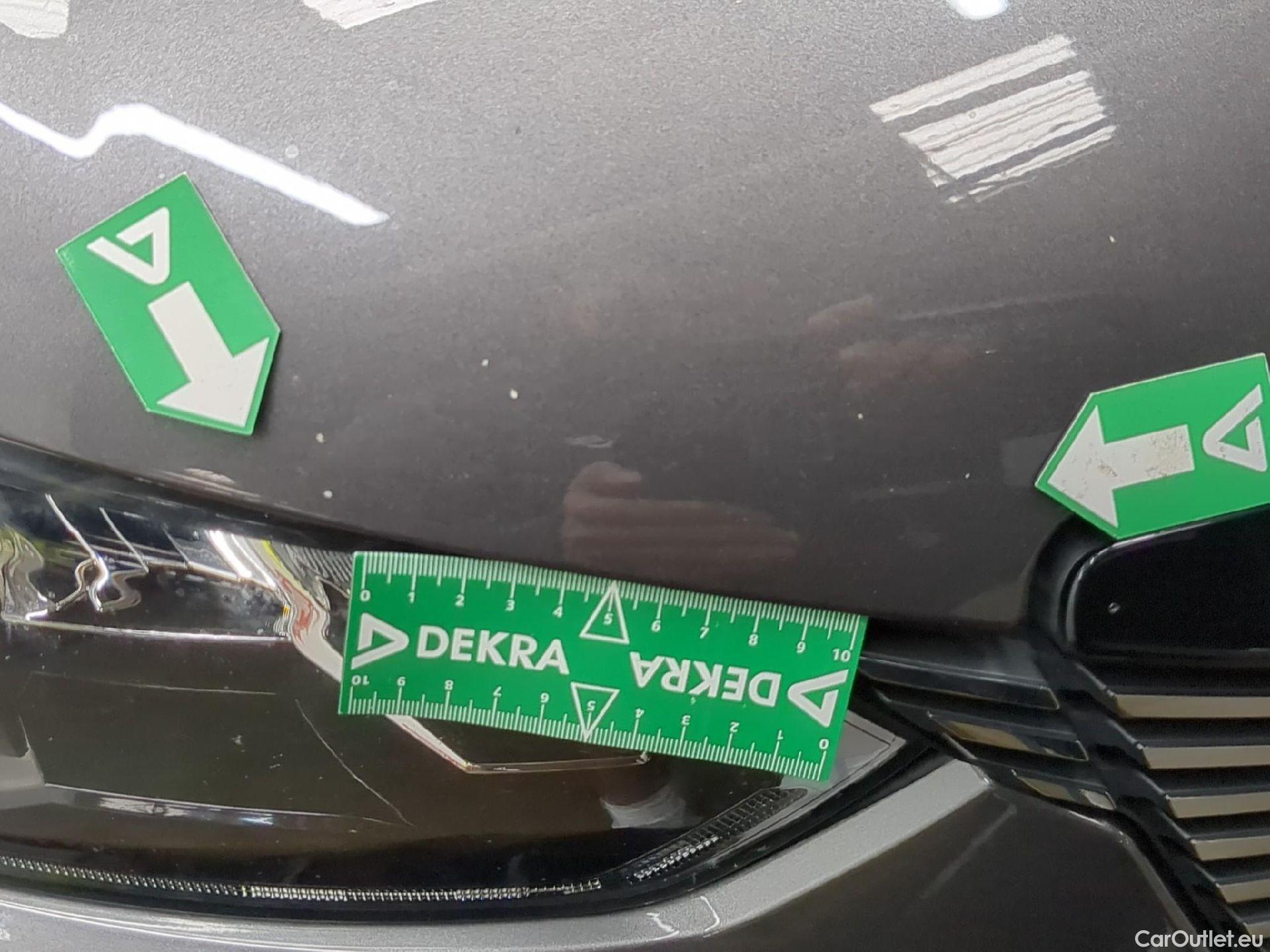  Peugeot  2008  Allure Business 1.5 HDi 130CV BVA8 E6d #8