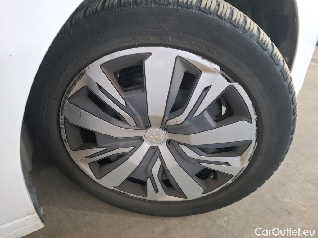 Peugeot  208  Active 1.2 PureTech 100CV BVM6 E6d #15