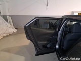  Peugeot  2008 PEUGEOT  / 2019 / 5P / CROSSOVER BLUEHDI 130 EAT8 ALLURE S/S AUT. #106