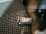  Peugeot  3008 PEUGEOT  / 2020 / 5P / SUV PURETECH TURBO 130 SeS ACTIVE BUSINESS #21