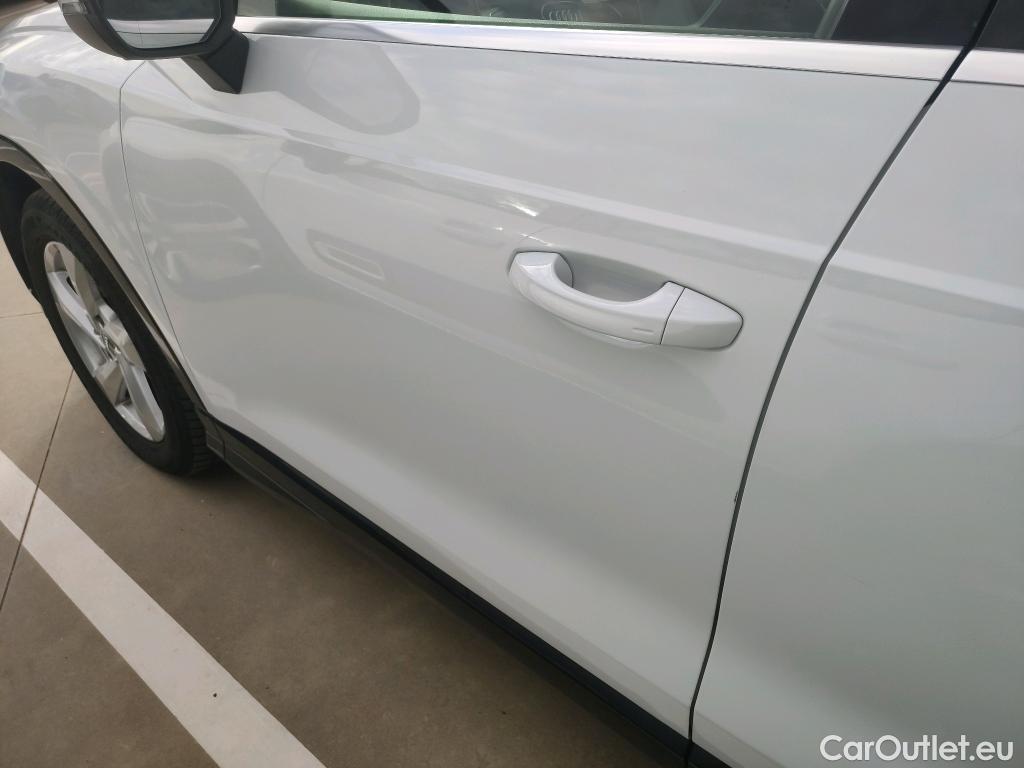  Audi  Q3  35 TDI advanced 2.0 TDI 150CV AT7 E6dT #1