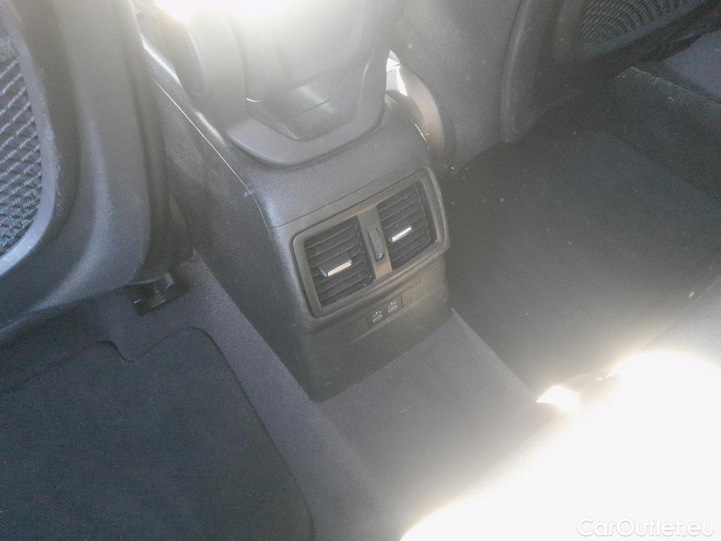  Bmw  X1 BMW  / 2019 / 5P / todoterreno sDrive18d #3