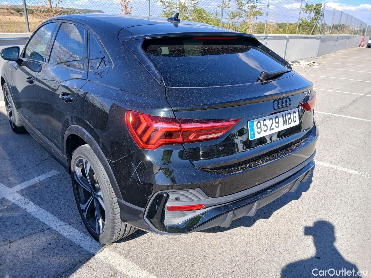  Audi  Q3 AUDI  Sportback / 2019 / 5P / todoterreno Black line 35 TDI 110kW (150CV) S tronic #38