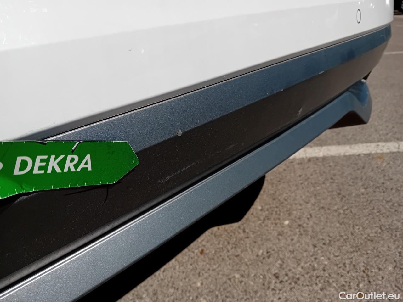 Skoda  KAMIQ SKODA  1.0 TSI 81kW (110CV) DSG Ambition #23