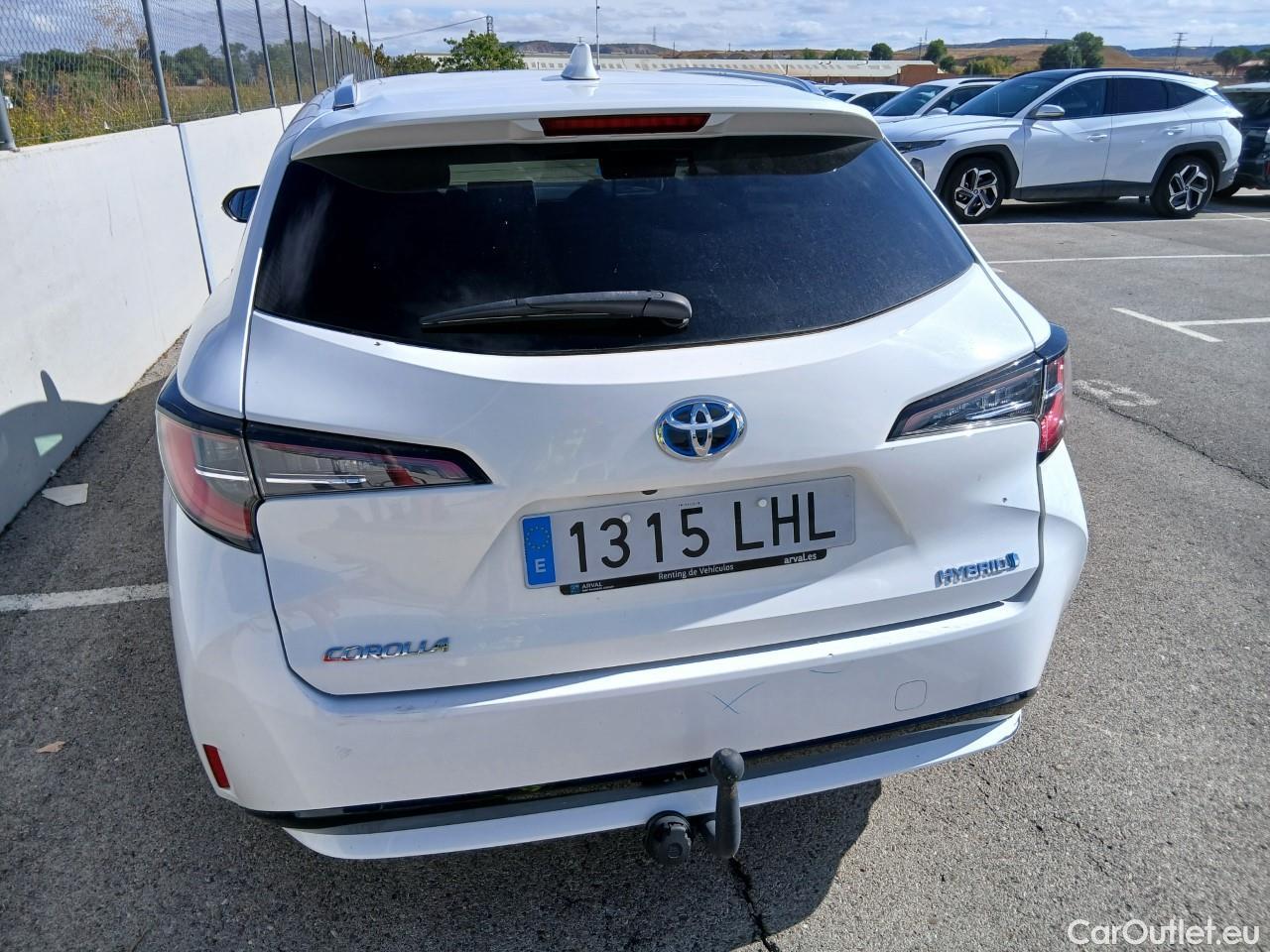  Toyota  Corolla TOYOTA  / 2019 / 5P / familiar 1.8 125H ACTIVE TECH E-CVT TOU SPORT #28