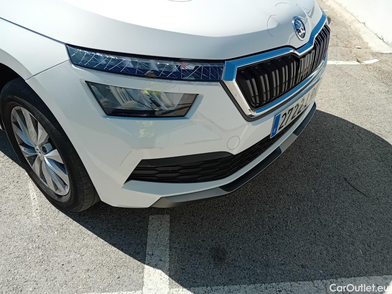  Skoda  KAMIQ SKODA  1.0 TSI 81kW (110CV) DSG Ambition #8