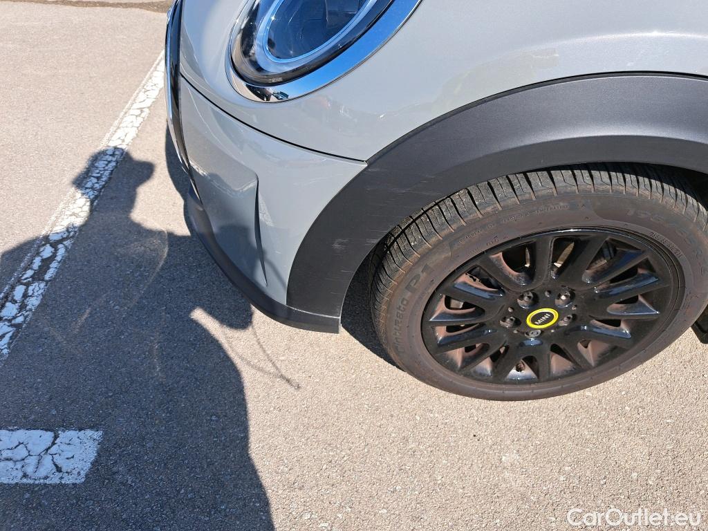  Mini  Mini   / 2021 / 3P / berlina con portón COOPER SE #18