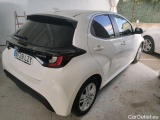  Toyota  Yaris TOYOTA  / 2020 / 5P / berlina con portón 1.5 120H Business Plus #2