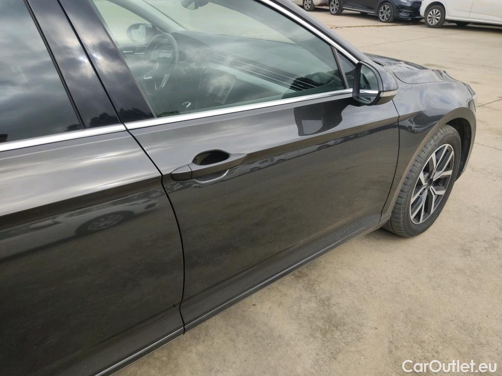  Volkswagen  Passat  Berlina Business 2.0 TDI 150CV MT6 E6d #18