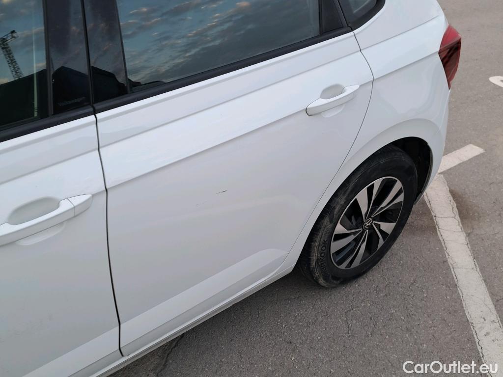  Volkswagen  Polo VOLKSWAGEN  / 2017 / 5P / berlina con portón Advance 1.0 TSI 70kW (95CV) #9