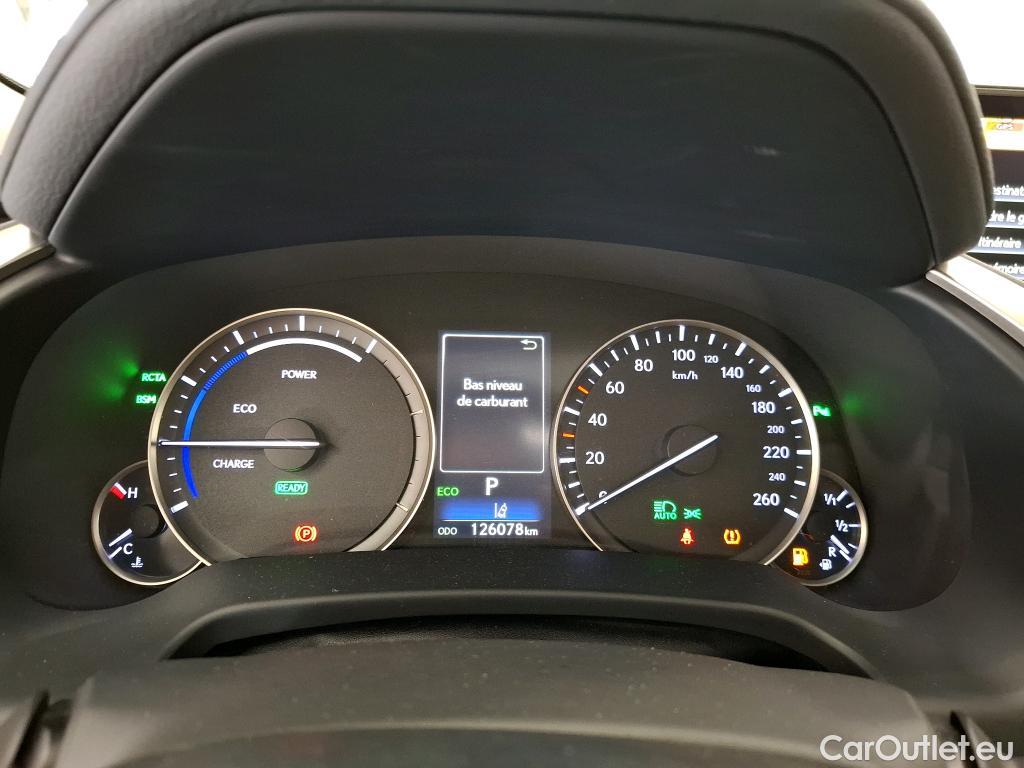  Lexus  RX LEXUS  / 2015 / 5P / SUV 450hL Executive #25