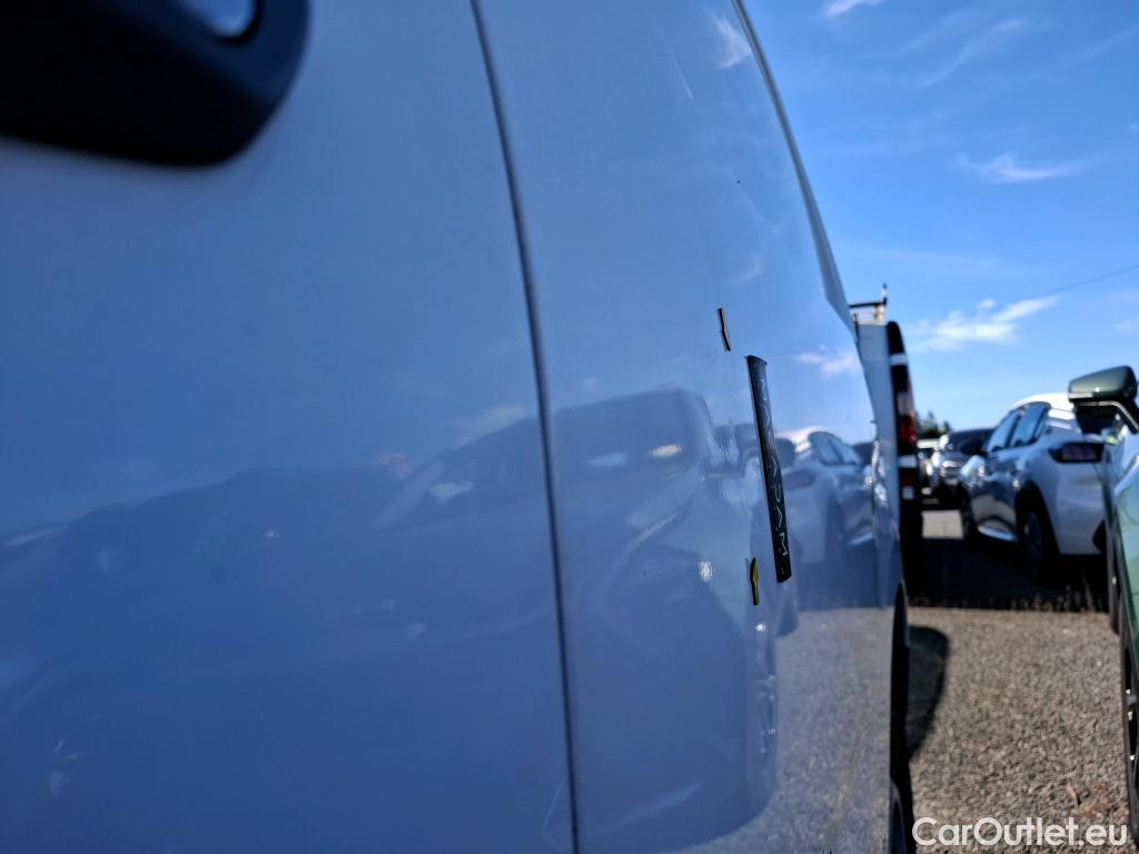  Citroen  Berlingo  Fourgon Driver M 1000 1.5 BlueHDi 100CV BVM5 E6dT #4