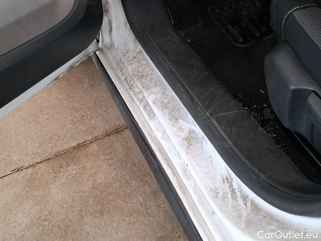 Citroen  C3  Shine 1.2 PureTech 80CV BVM5 E6 #24
