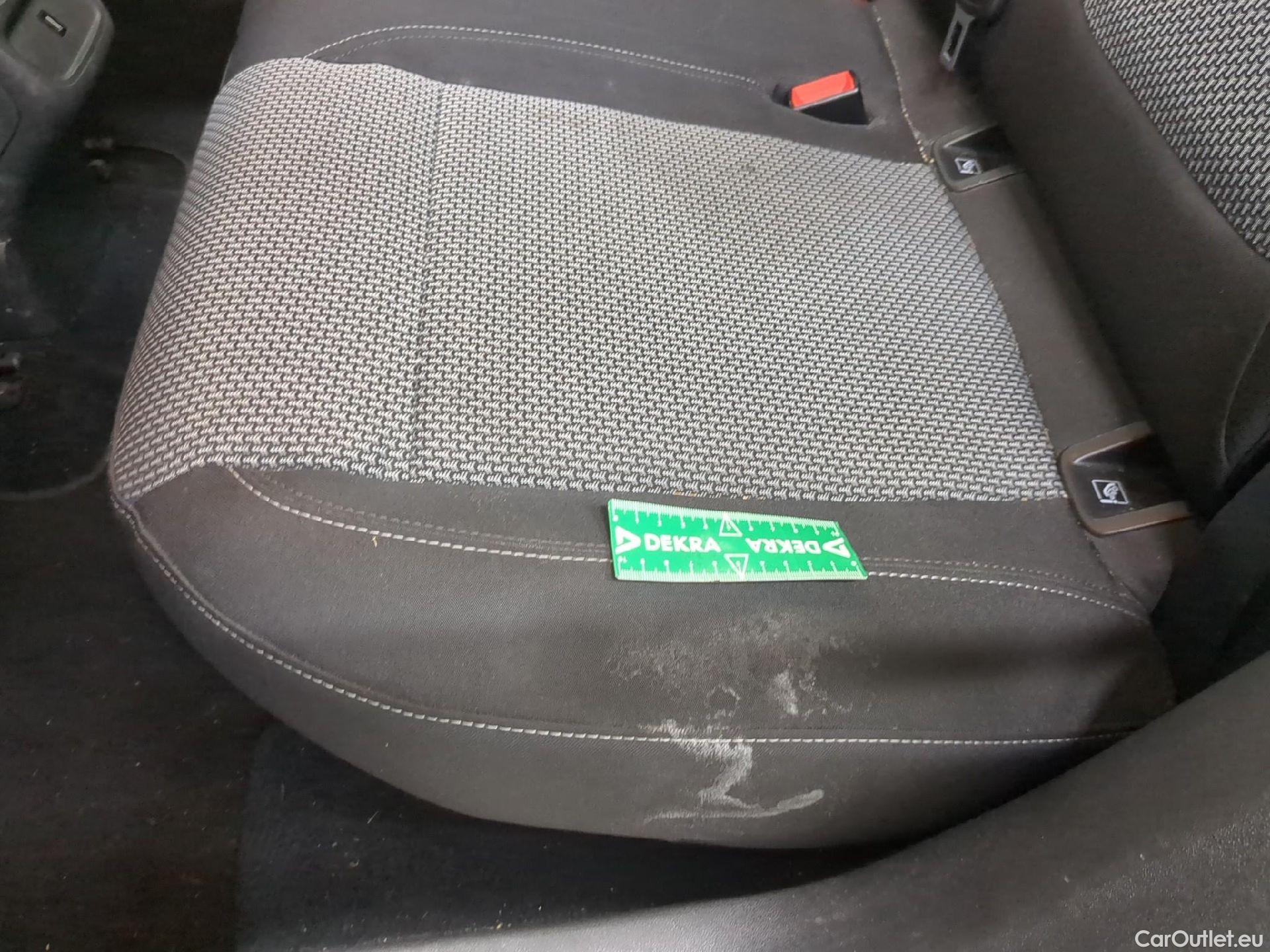  Opel   Grandland X Grandland X Business Edition 1.5 130CV BVA8 E6dT #4
