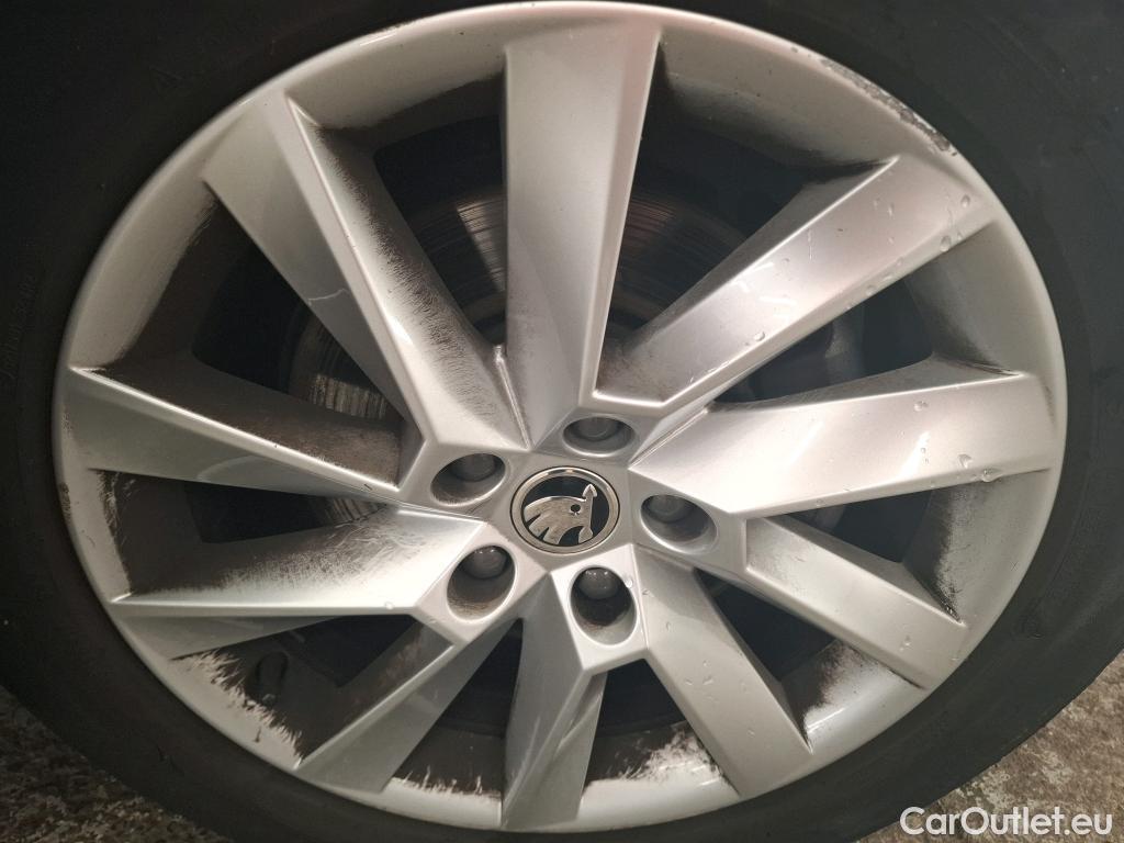  Skoda  Superb  Break Business 2.0 TDI 150CV BVA7 E6d #27