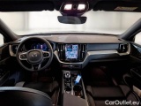  Volvo  XC60 VOLVO  / 2021 / 5P / SUV B5 D AWD AUTOMATICO ULTIMATE DARK #3