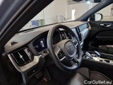  Volvo  XC60 VOLVO  / 2021 / 5P / SUV B5 D AWD AUTOMATICO ULTIMATE DARK #80